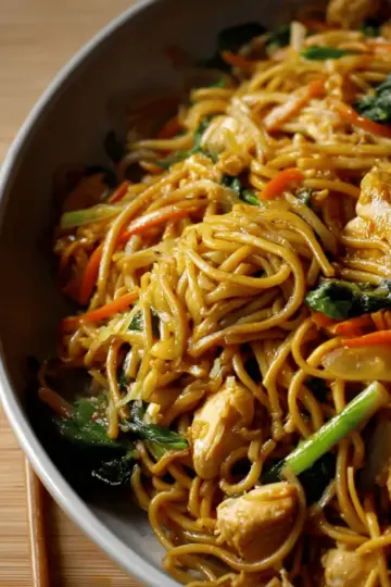 Chicken Lo Mein