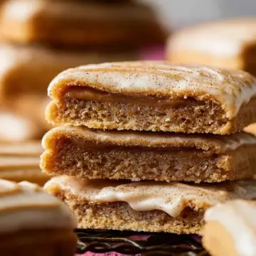 Frosted Brown Sugar Cinnamon Pop Tart Cookies
