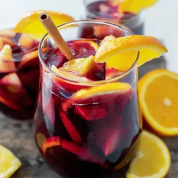 Easy Traditional Red Sangria