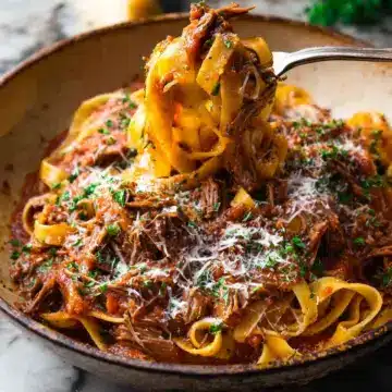 Slow Cooked Shredded Beef Ragu Pasta