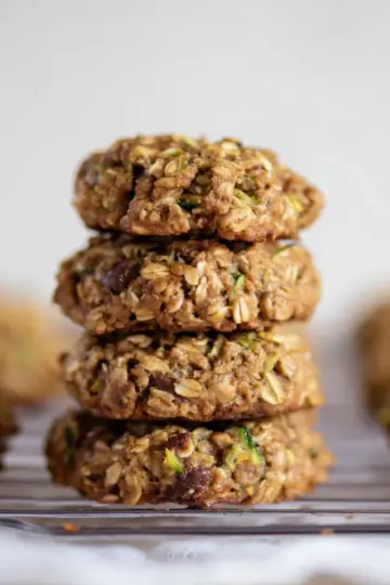 Healthy Zucchini Oatmeal Cookies