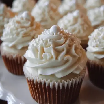White Wedding Cake Cupcakes