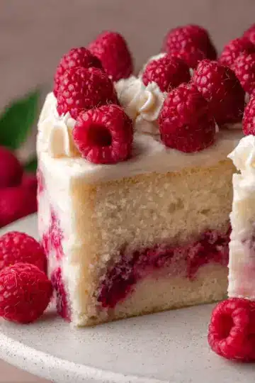 White Chocolate Raspberry Cake