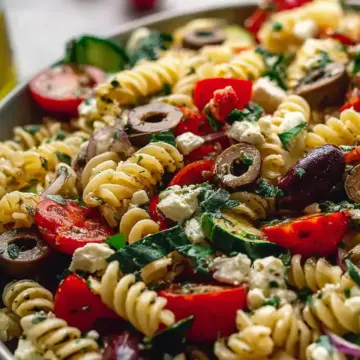 30-Minute Olive Pasta Salad